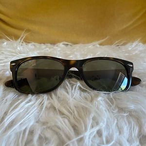 Polarized New Wayfarer Ray-Ban